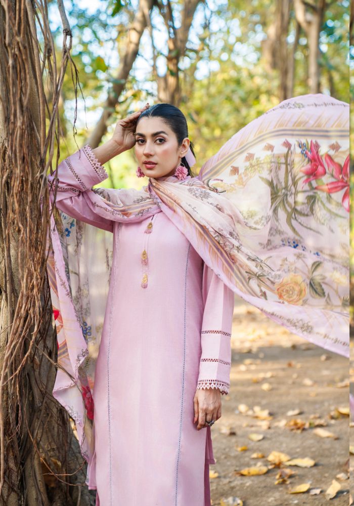 Ayat Blush – Luxury Lawn 3-Piece Suit (NLC-109)